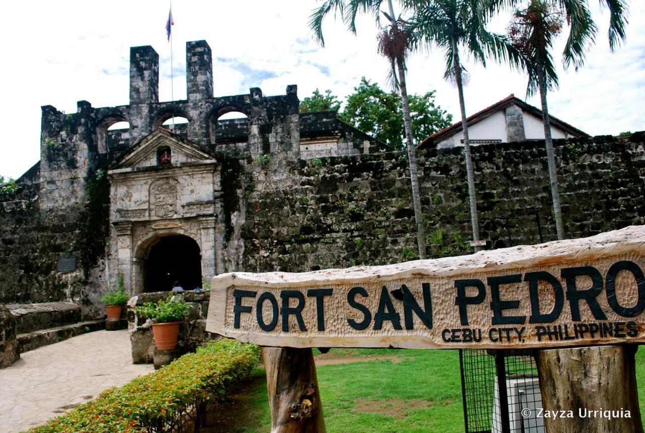 Saekyung Village One Lapu-Lapu City Buitenkant foto