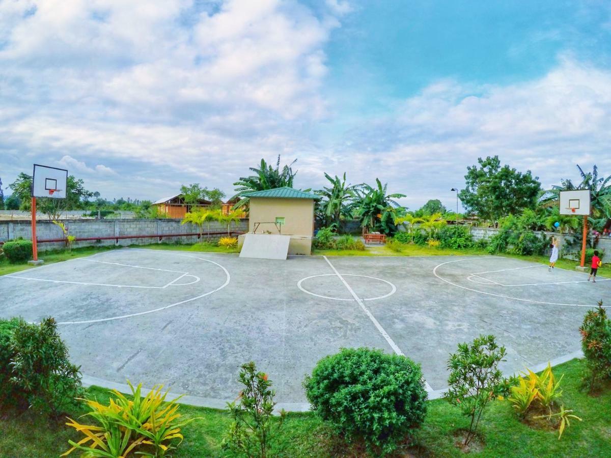 Saekyung Village One Lapu-Lapu City Buitenkant foto
